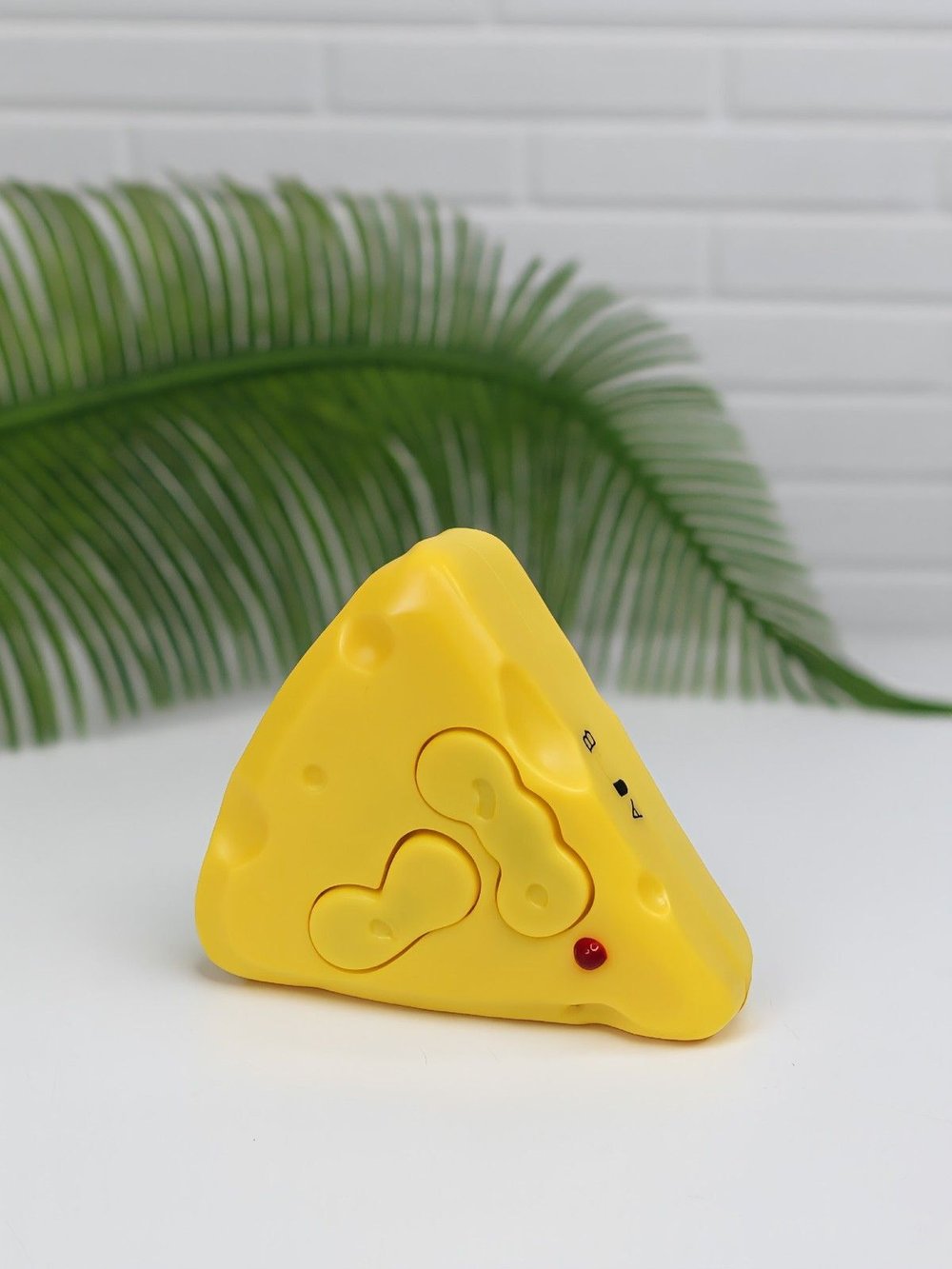 Жук на радиоуправлении (201984612)