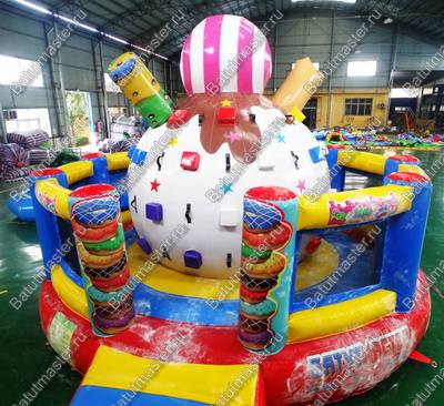 Надувной скалодром "Мороженое" 5*5*3,5 м