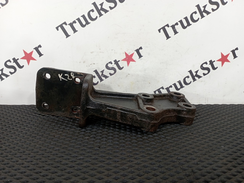 Кронштейн усилителя бампера