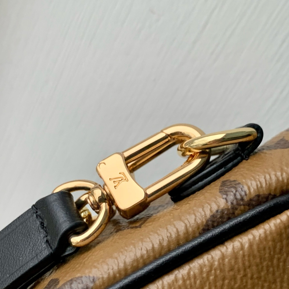 Louis Vuitton Ivy Wallet On Chain Bag