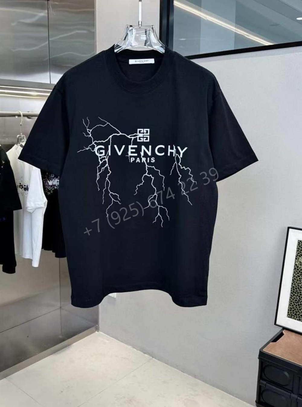 Футболка Givenchy