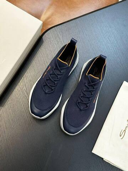 Кроссовки Santoni
