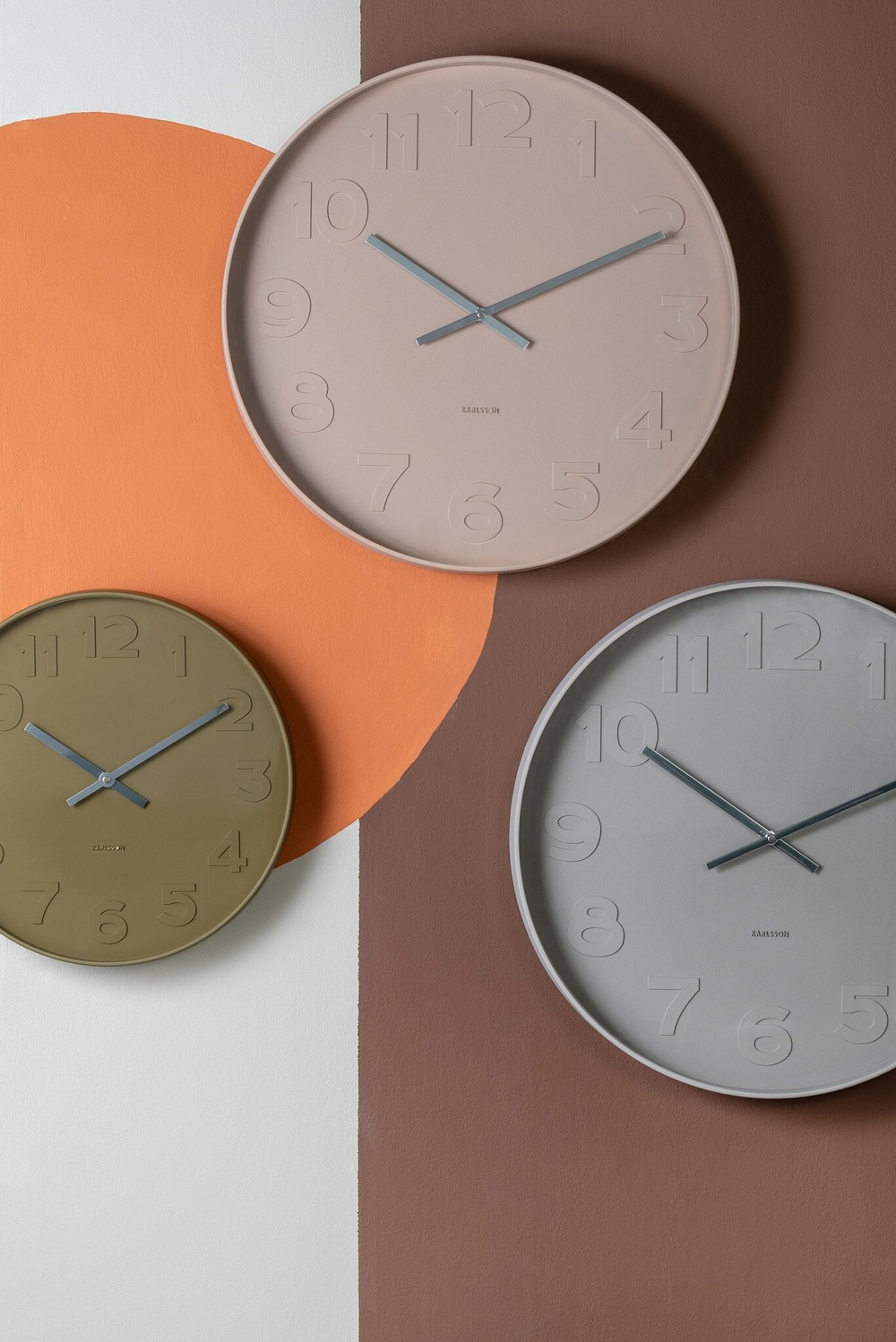 Часы настенные Present Time Karlsson Mr Brown ka5636sb