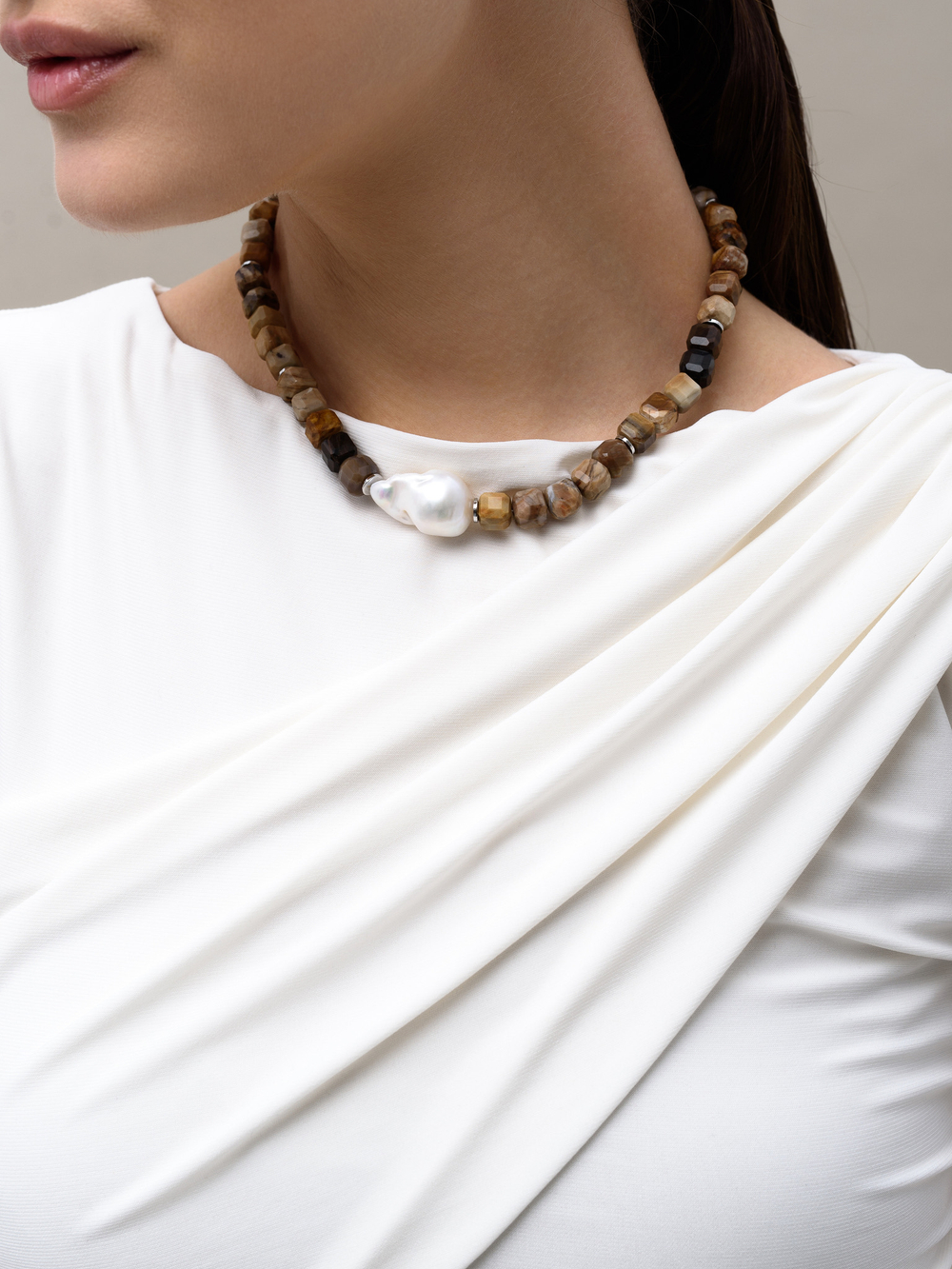 Колье "Pearl caramel " Silver тигровый глаз