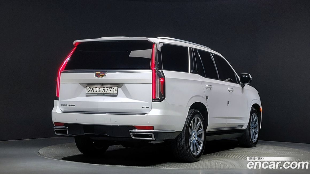 Cadillac Escalade 5 Generation 6.2 (08.2021)