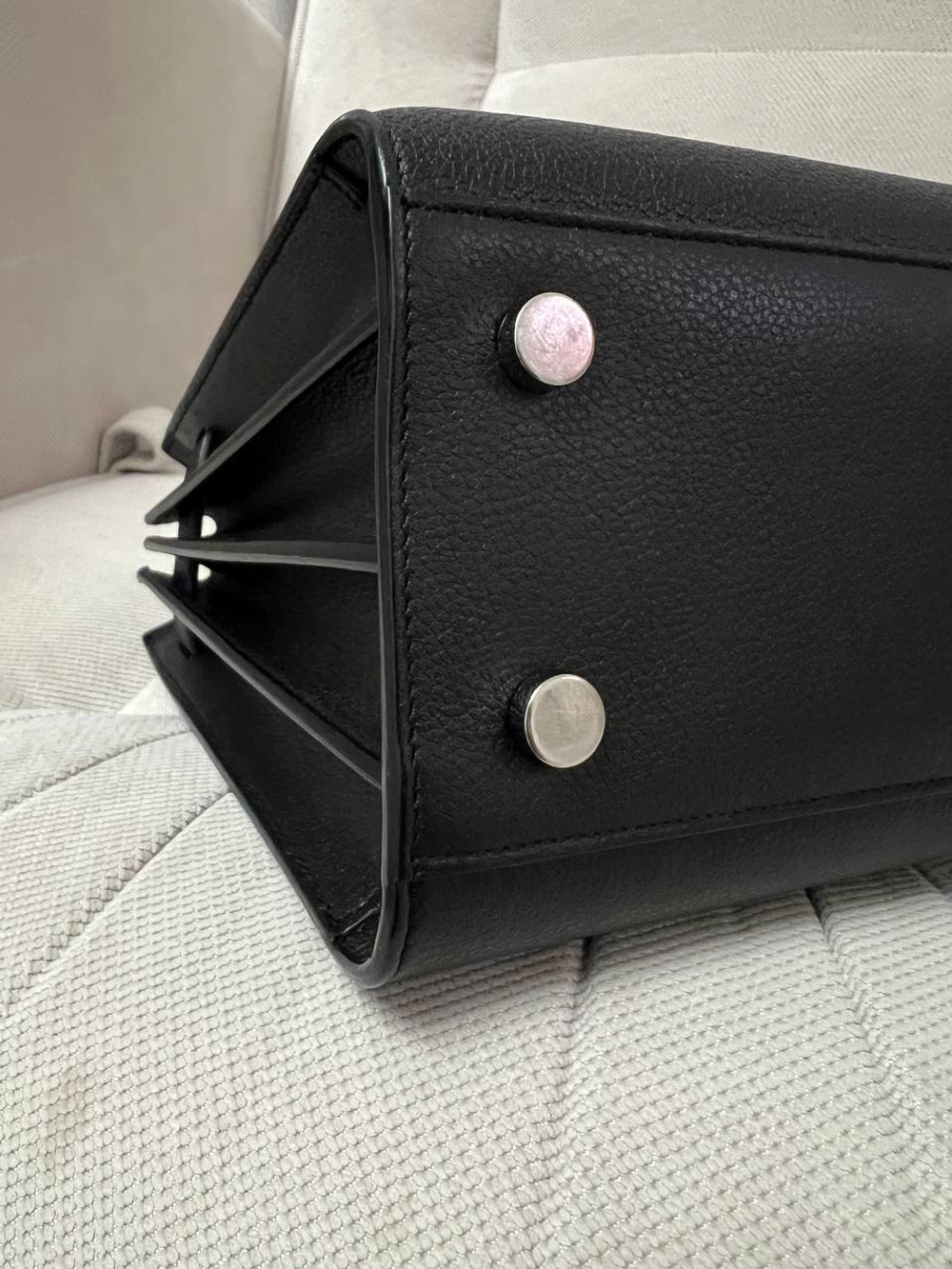 Сумка Saint Laurent Sac de Jour