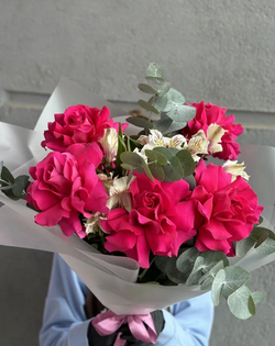 Букет цветов Яркий букет