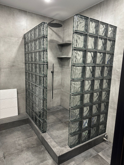 Стеклоблок бесцветный волна черный бриллиант Vitrablok 19х19х8