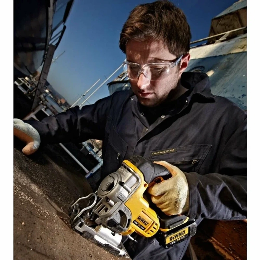 DeWalt DCS331N аккумуляторный лобзик (без АКБ и ЗУ)