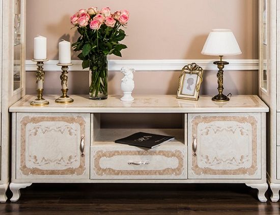 Гостиная модульная ПАТРИСИЯ-4 корень крем глянец