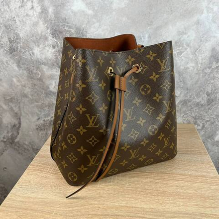 Сумка Louis Vuitton