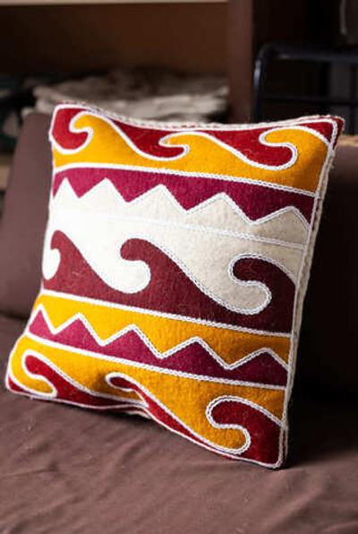 Подушка «Сары Суу-Таш»