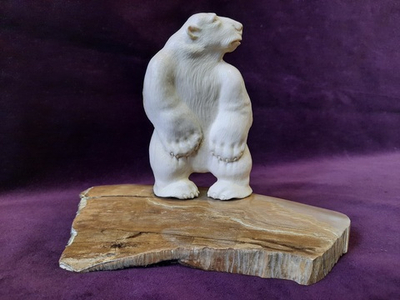 Скульптура "Я и никто другой...", бивень мамонта