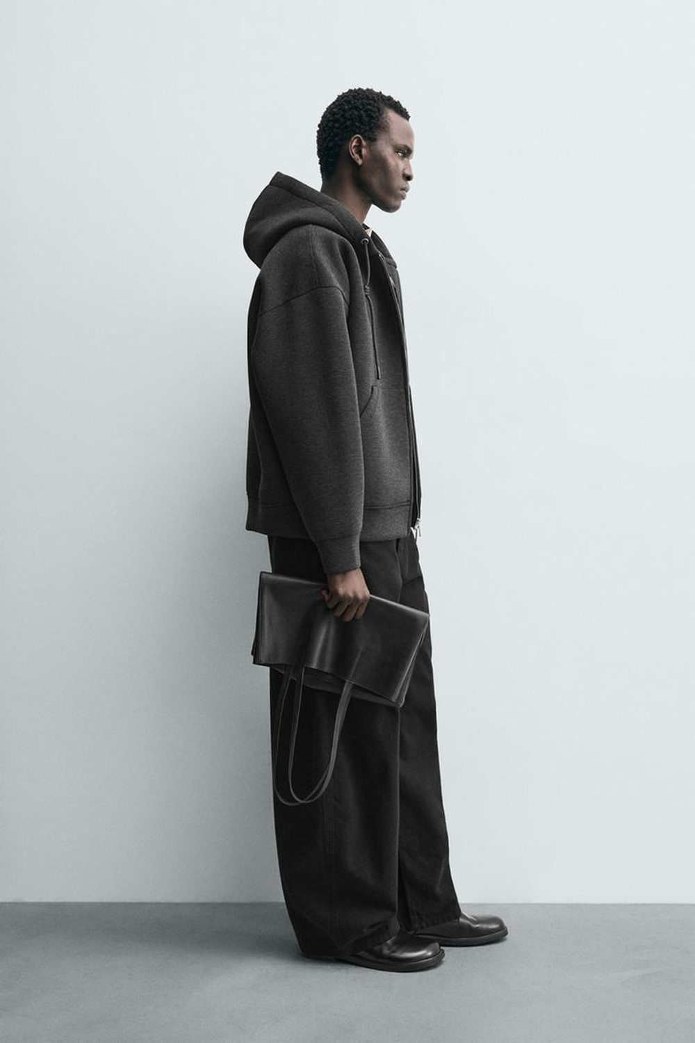 ZARA ХУДИ С КАПЮШОНОМ ИЗ НЕОПРЕНА, ТЕМНО-СЕРЫЙ