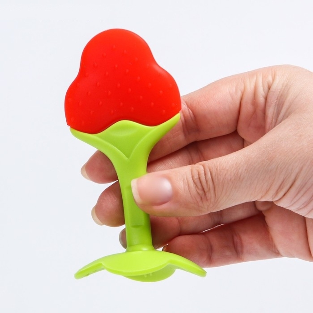 1886161 Прорезыватель силиконовый «Клубничка»