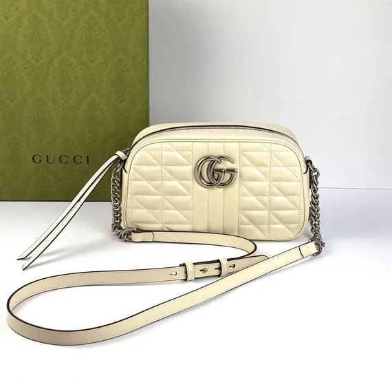 Женская сумка на плечо Gucci GG Marmont маленького размера белый