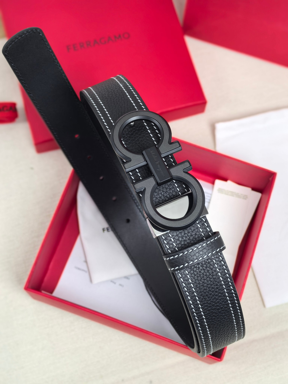 Ремень из зернистой телячьей кожи