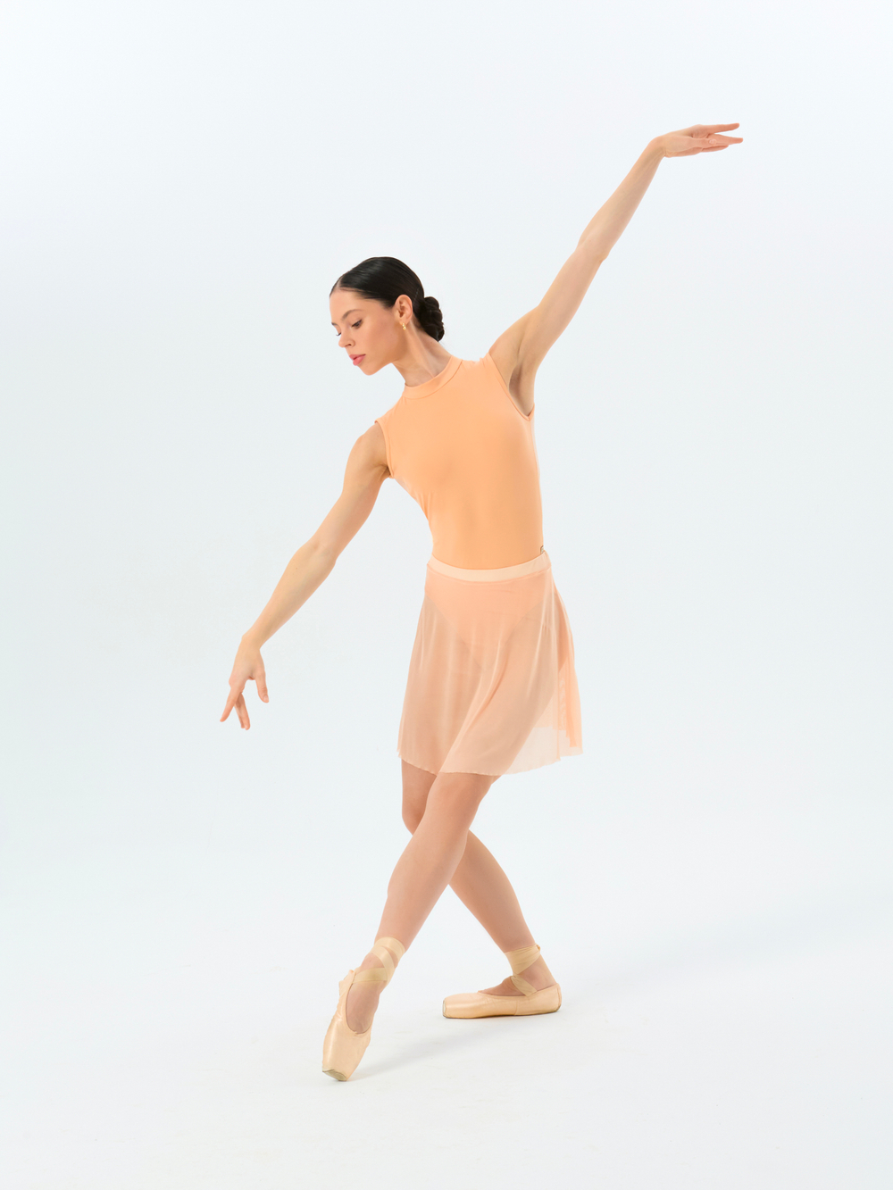 Бежевый купальник без рукавов