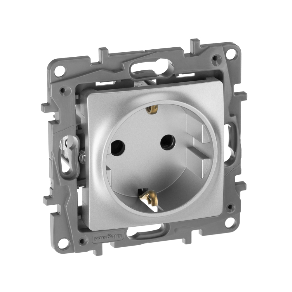 Розетка с заземлением со шторками 16А 250В алюминий ETIKA Legrand