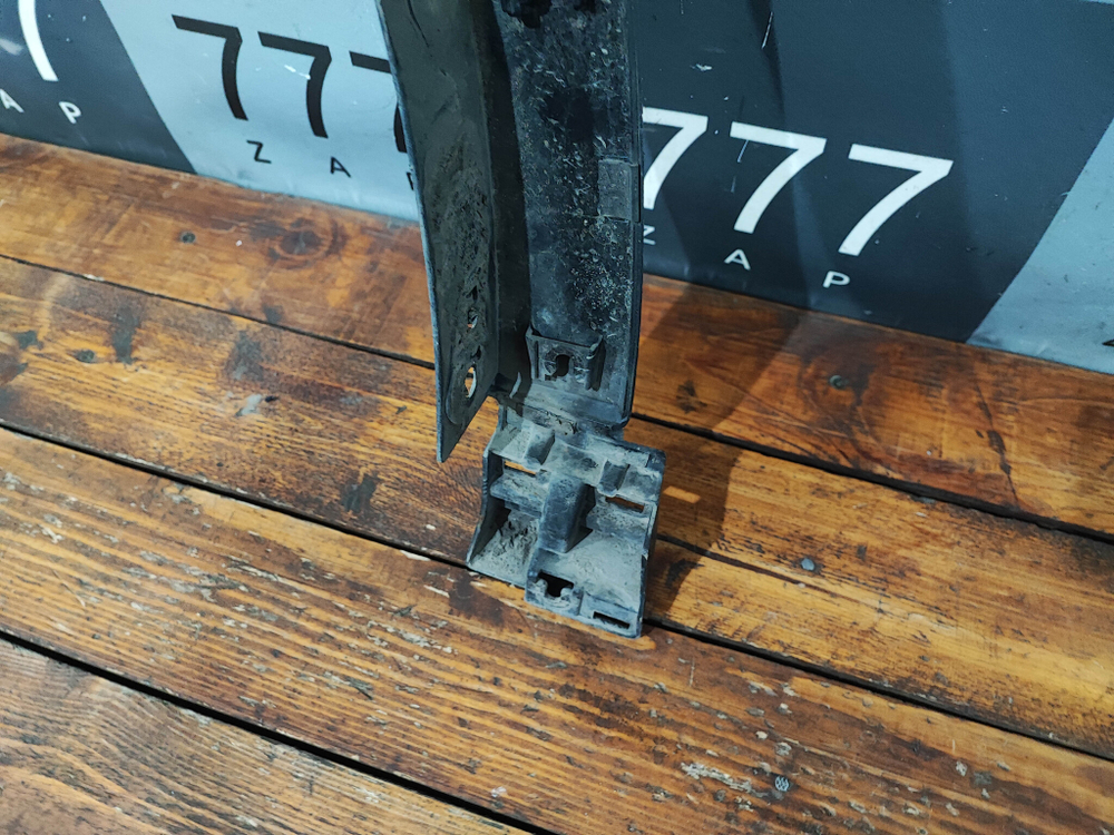 Накладка крыла переднего правого Mazda CX-5 2 (KF) 17-нв Б/У Оригинал KB7W51W21