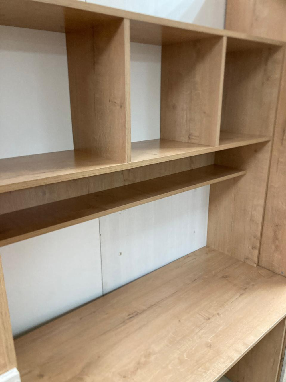 Стол письменный Ассоль Дуб бунратти/анкор белый/дельмар