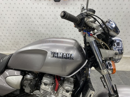 Yamaha XJR1300 , 2001