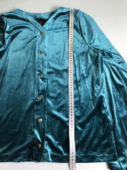 Блузка бархатная, визуально на 48 размер