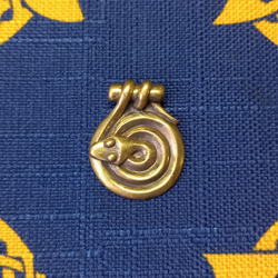 Подвеска. Амулет-змея. Йорк 9-10 в.