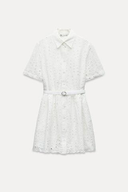 ZARA КОРОТКОЕ ПЛАТЬЕ С АЖУРНОЙ ВЫШИВКОЙ — ZW COLLECTION, ЖЕЛТОВАТО-БЕЛЫЙ