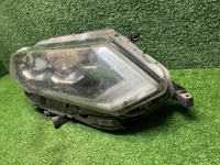 Битая Фара правая Nissan X-Trail T32 (17-22) LED
