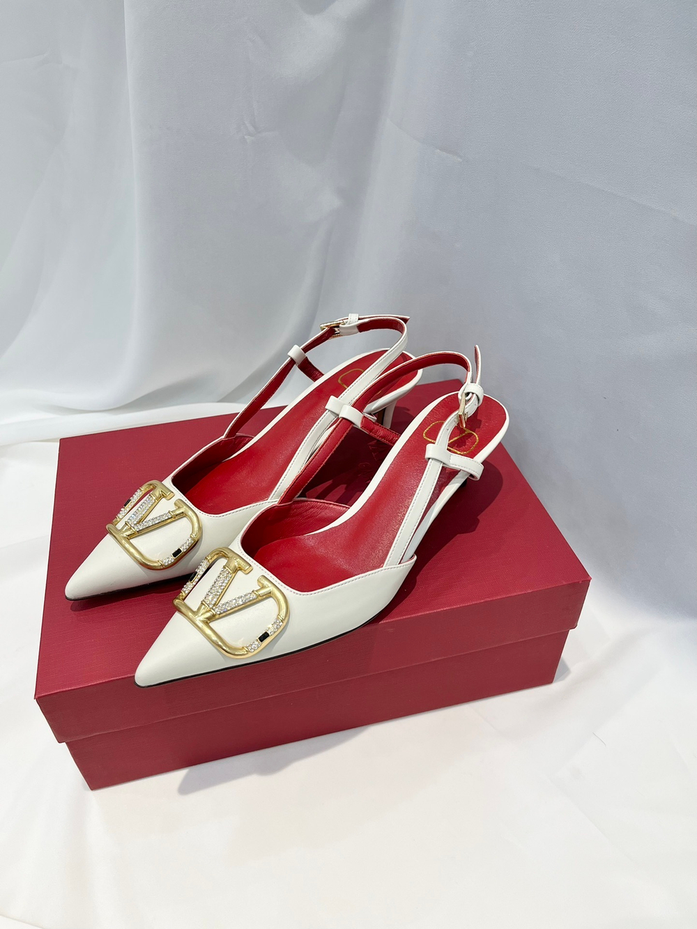 Valentino Vlogo Slingback Pump