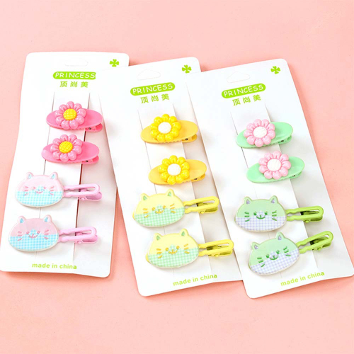 Набор заколок из 4х шт