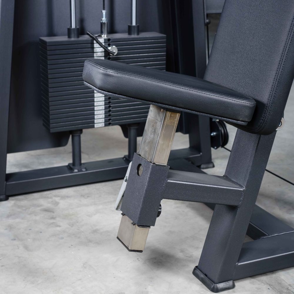 A2008 Жим от груди вертикальный. Стек 100 кг