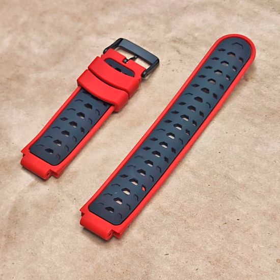 Ремешок для Garmin Forerunner 735XT / 220 / 230 / 235 / 620 / 630 силиконовый двухцветный (Красный / Черный)