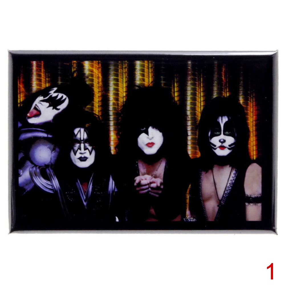 Магнит KISS