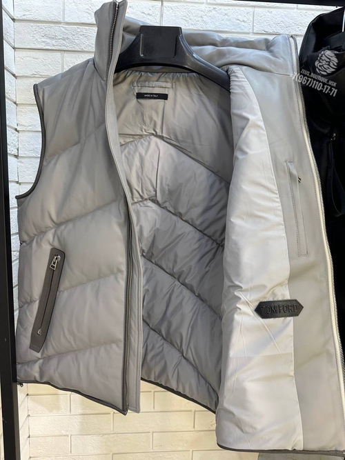 Кожаный пуховый жилет Tom Ford