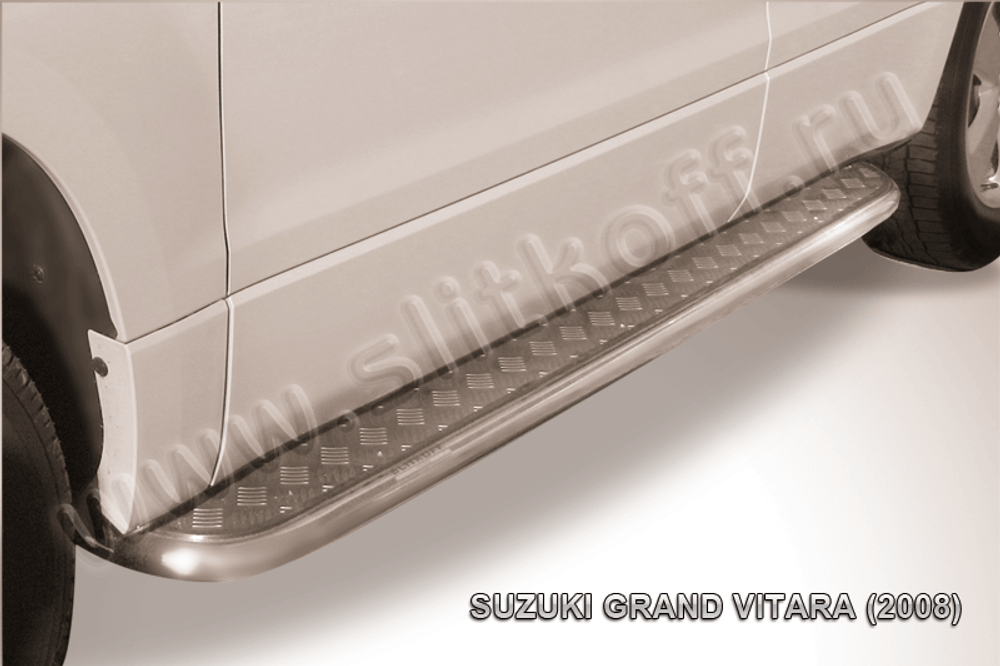 Пороги из нержавейки Suzuki Grand Vitara (2008-2012) d42 с алюминиевым листом (черный цвет)