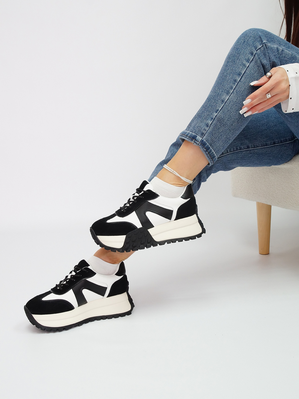 Кроссовки женские демисезонные