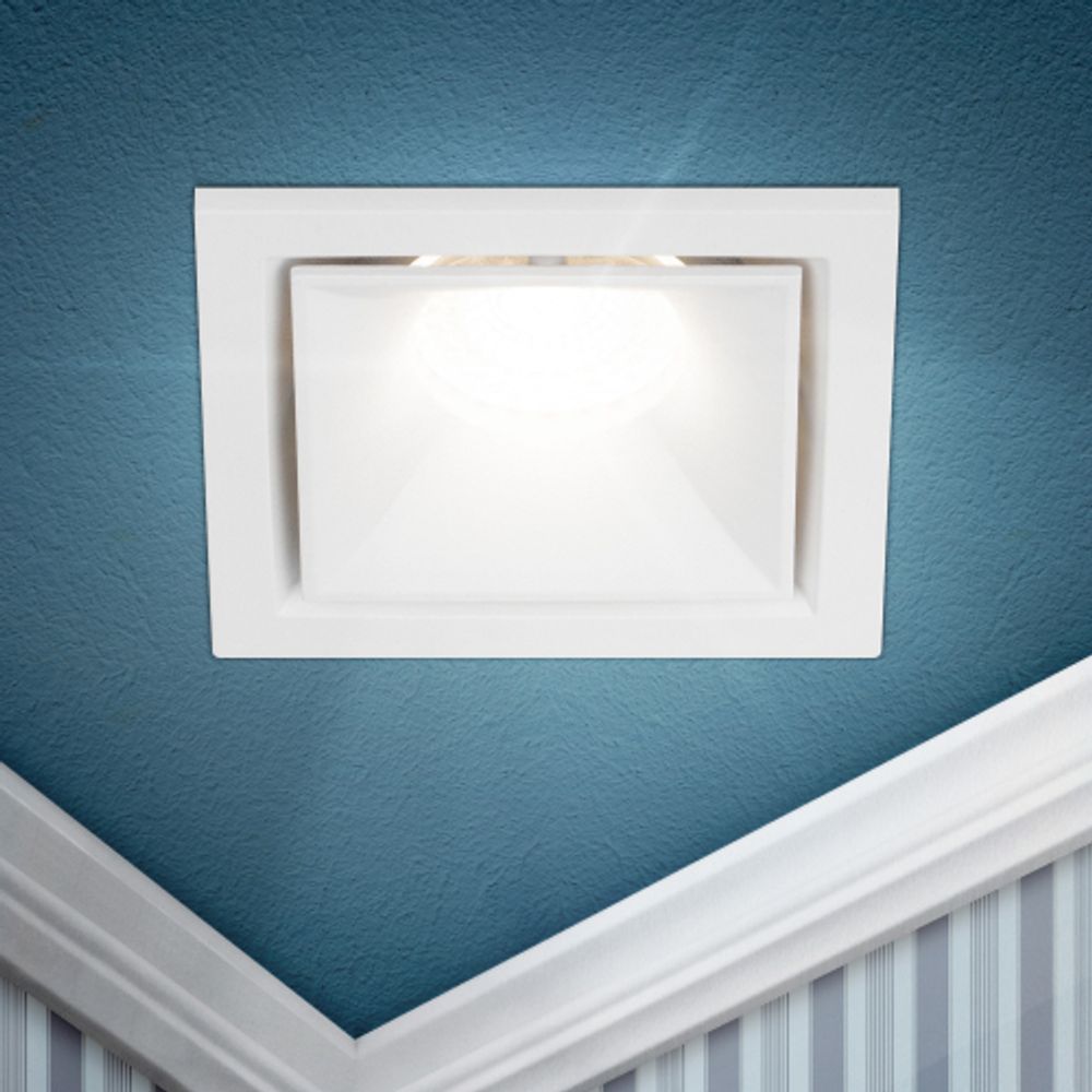 Встраиваемый светильник алюминиевый ЭРА KL101 WH MR16 GU5.3 белый | Алюминиевые встраиваемые светильники