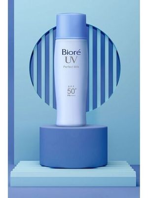 BIORE UV Солнцезащитная эмульсия Гладкость кожи SPF50 40 мл