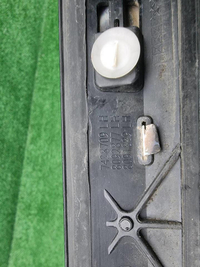 Накладка двери задняя левая BMW X7 G07 (2019-н.в.)