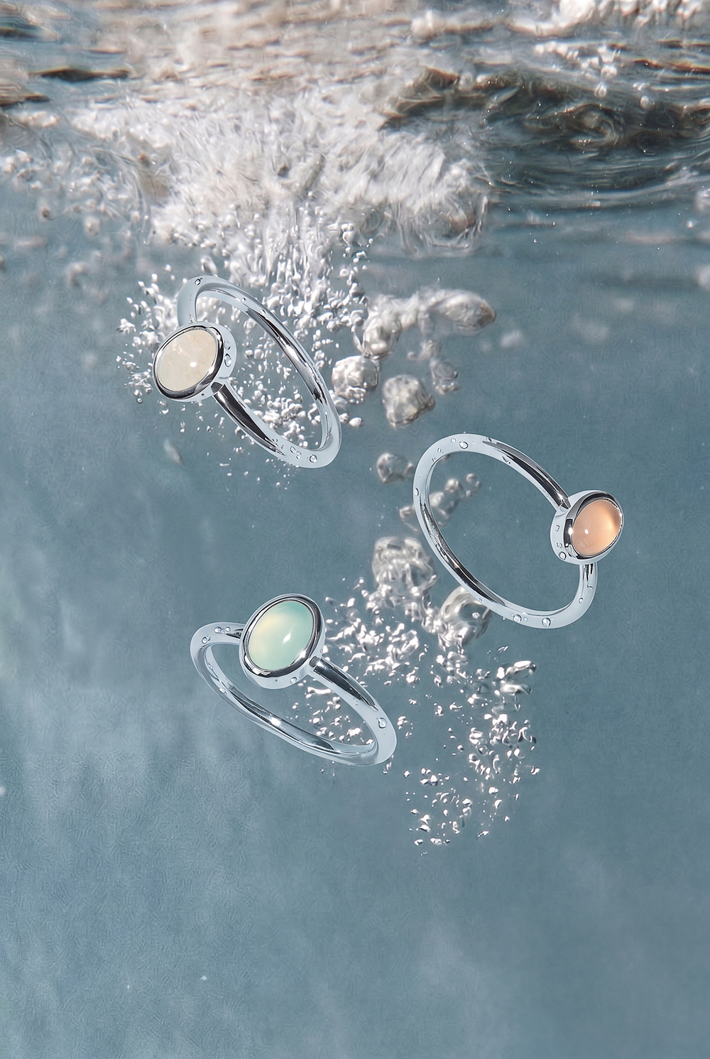 Кольцо из серебра "Бирюзовый халцедон"