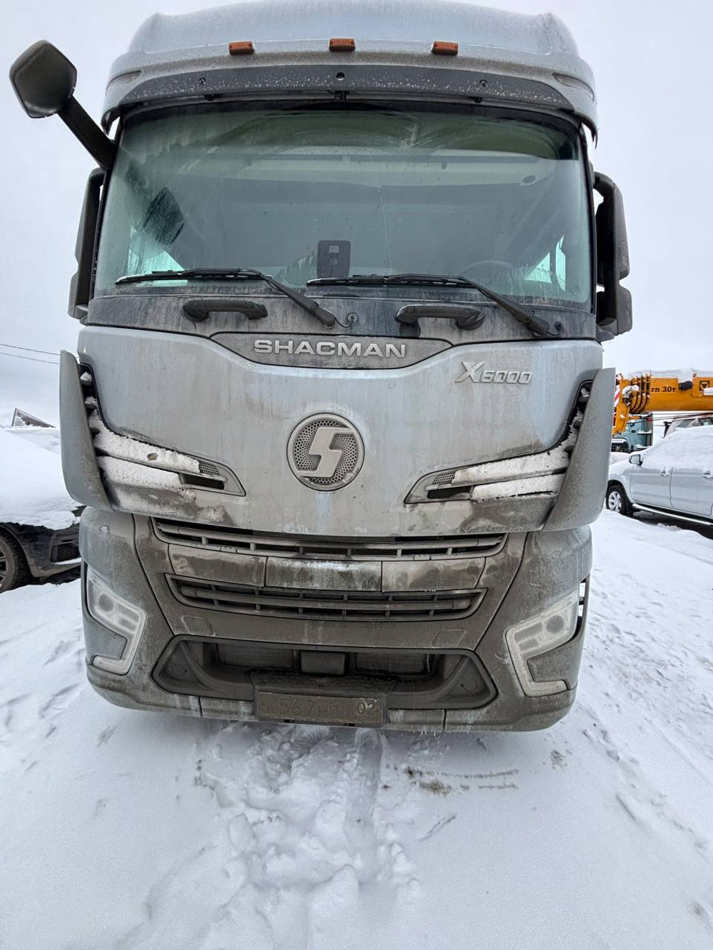 Shacman (Shaanxi) SX* 4x2 Седельный тягач SX4188YY381 (Дизельный, 12,5 л, 480 л.с., АТ)