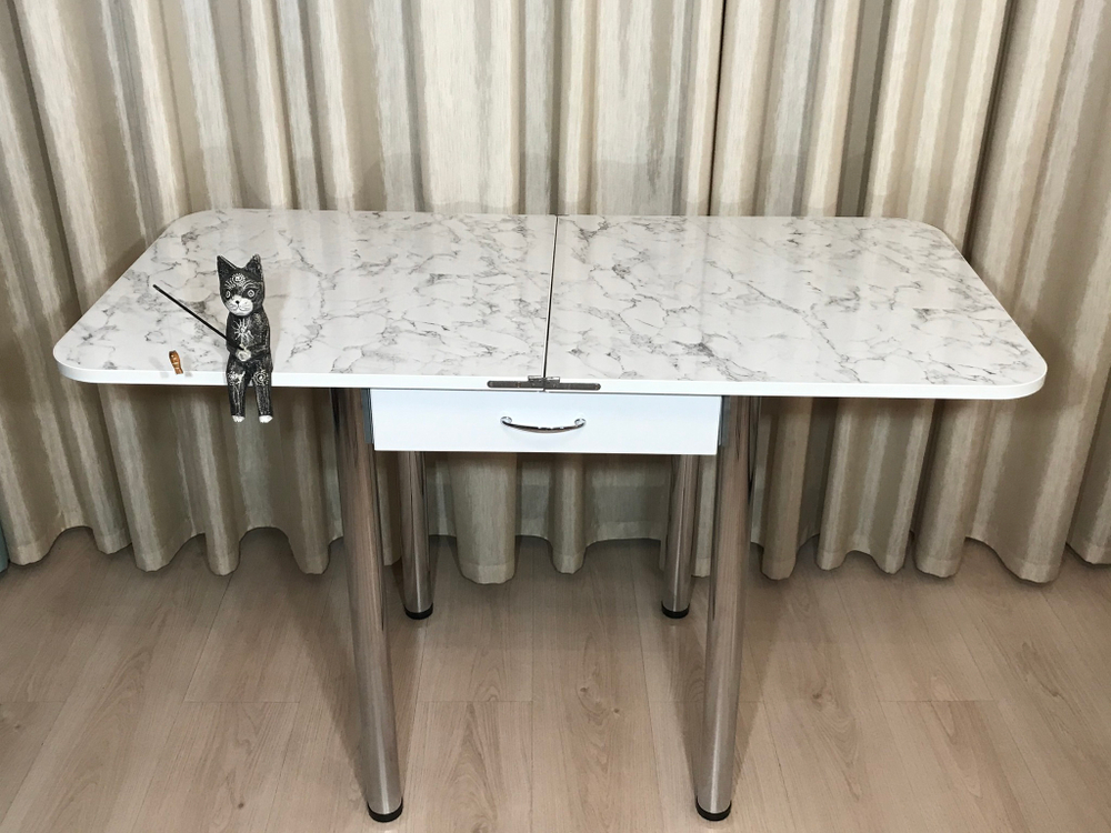 Маленький кухонный стол с ящиком Italian marble