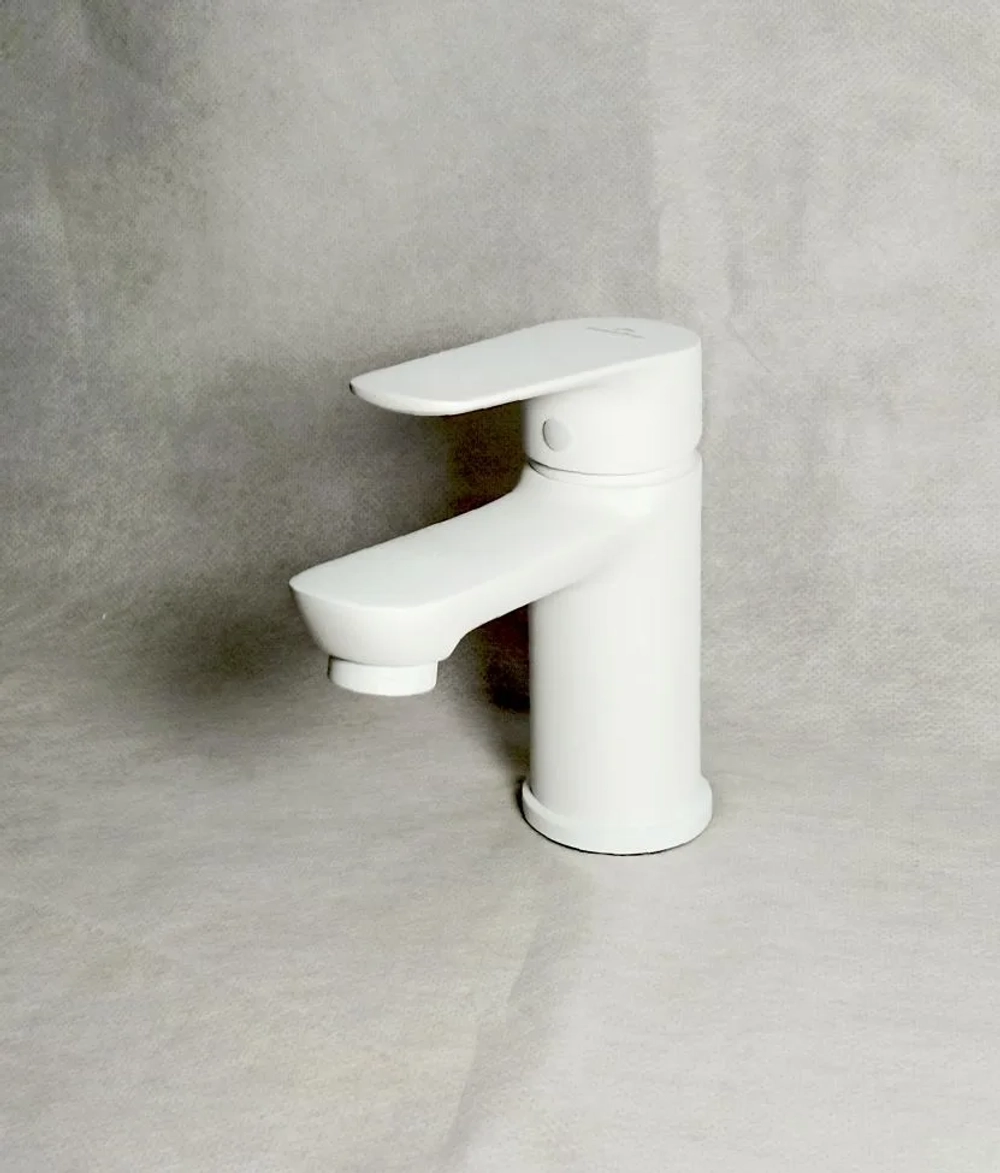 Смеситель для умывальника Sanday 35116-06