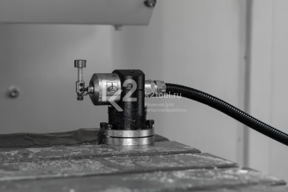 Вертикальный фрезерный станок c ЧПУ FLLS VMC-1580