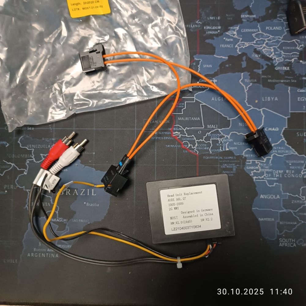 Адаптер штатного аудио-усилителя с оптическим подключением AUDI A6, Q7 2005-2009 2G MMI - Carmedia MOST for fiber optic box6