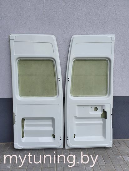 Двери задние стеклопластик для Mercedes Sprinter W901-W905 909
