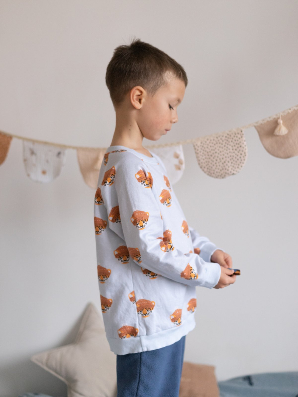 Утеплённый свитшот оверсайз Mjölk Тигрята