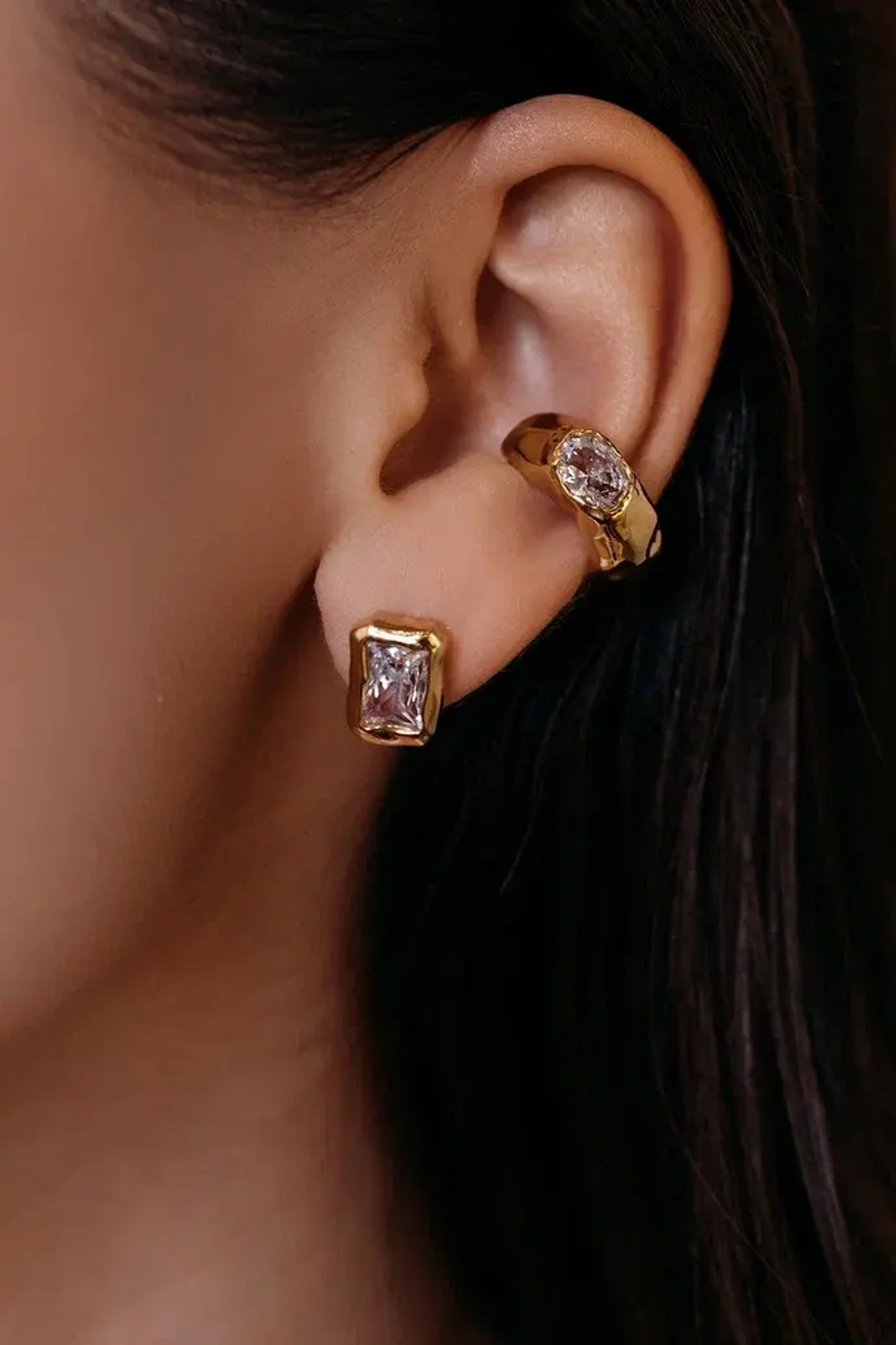 Серьги - пусеты "DEEP SHINE" в золочении